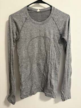 LULULEMON Women's 4 Tech Long Sleeve Crew Shirt Tee Heathered Gray
